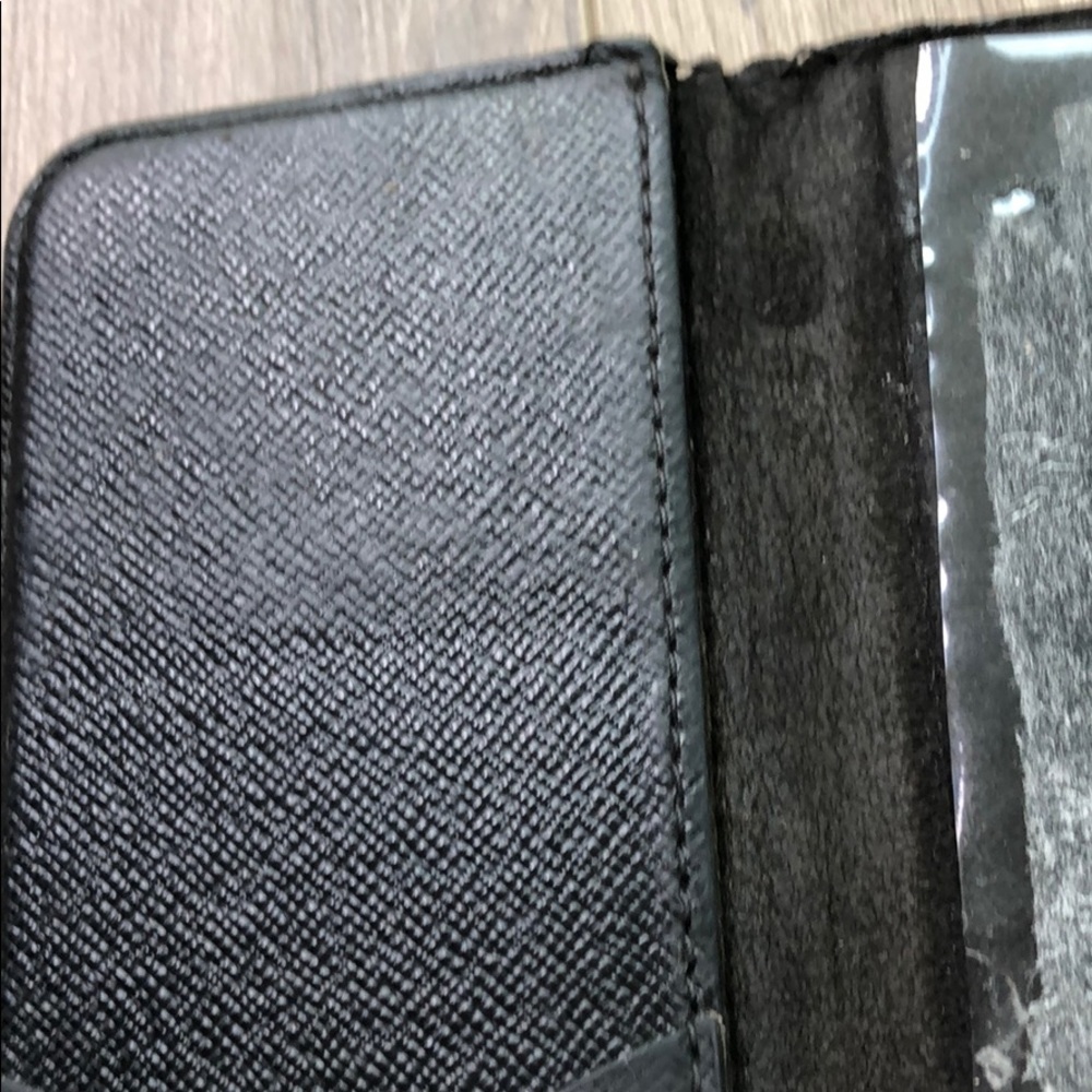 Louis Vuitton Damier iPhone case #226 - Picture 9 of 11